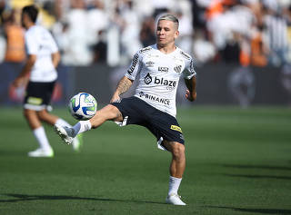 Brasileiro Championship - Santos v Gremio