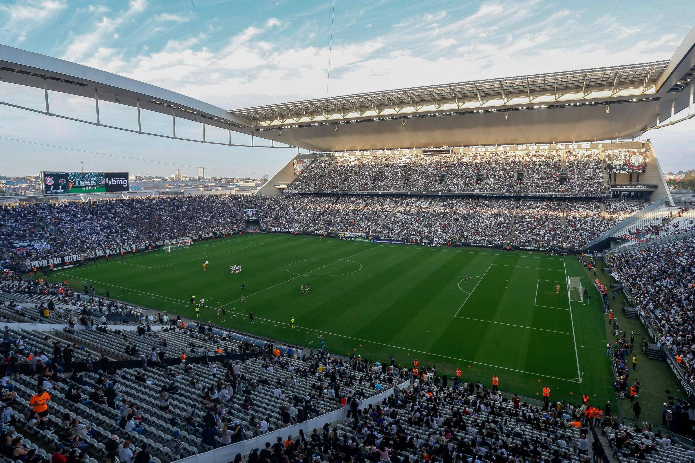 Estádio do Corinthians receberá jogo da NFL em setembro de 2024