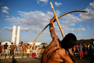 INDIOS / INDIGENAS / LUTA PELA VIDA / PROTESTO / PANDEMIA / DEMARCACAO