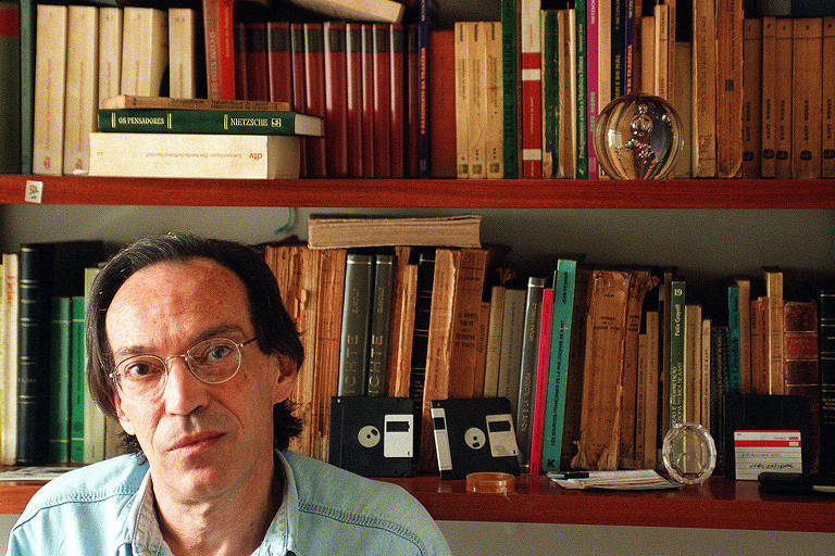 O poeta e professor de filosofia, Rubens Rodrigues Torres Filho, que morreu nesta semana aos 81 anos 