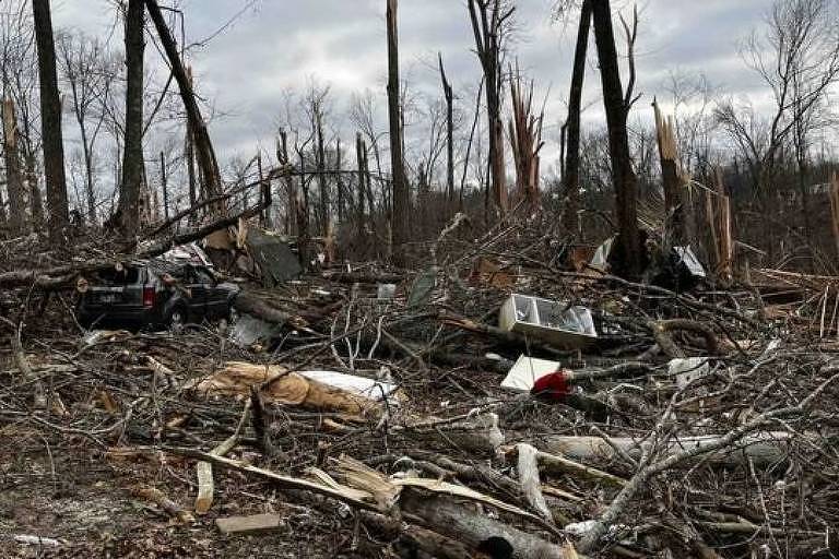 Tornado causou destruição no Tennesse no último sábado