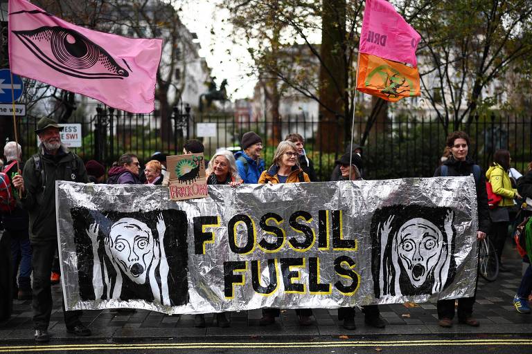 Decisão da COP28 sobre fim dos combustíveis fósseis deixa brechas para o setor