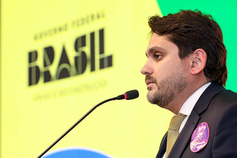 Ministro de Lula alvo da PF rompe com tio e prepara assessor para disputar prefeitura
