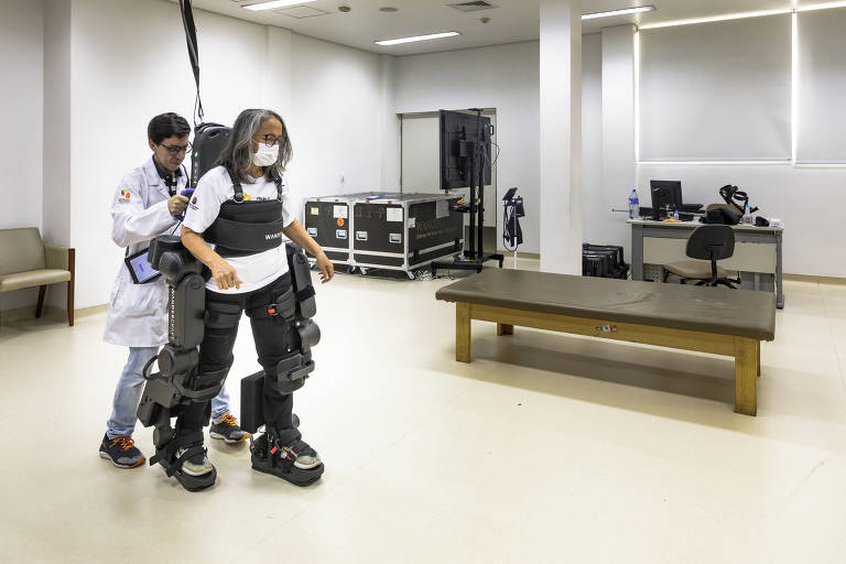 Helena treina os primeiros passos com o Atalante X