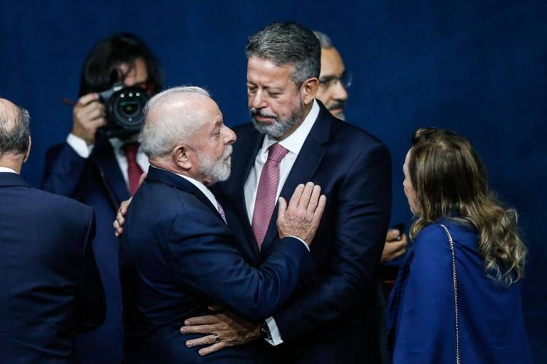 Lula brinca que, em nome de déficit zero, não ofereceu jantar a líderes