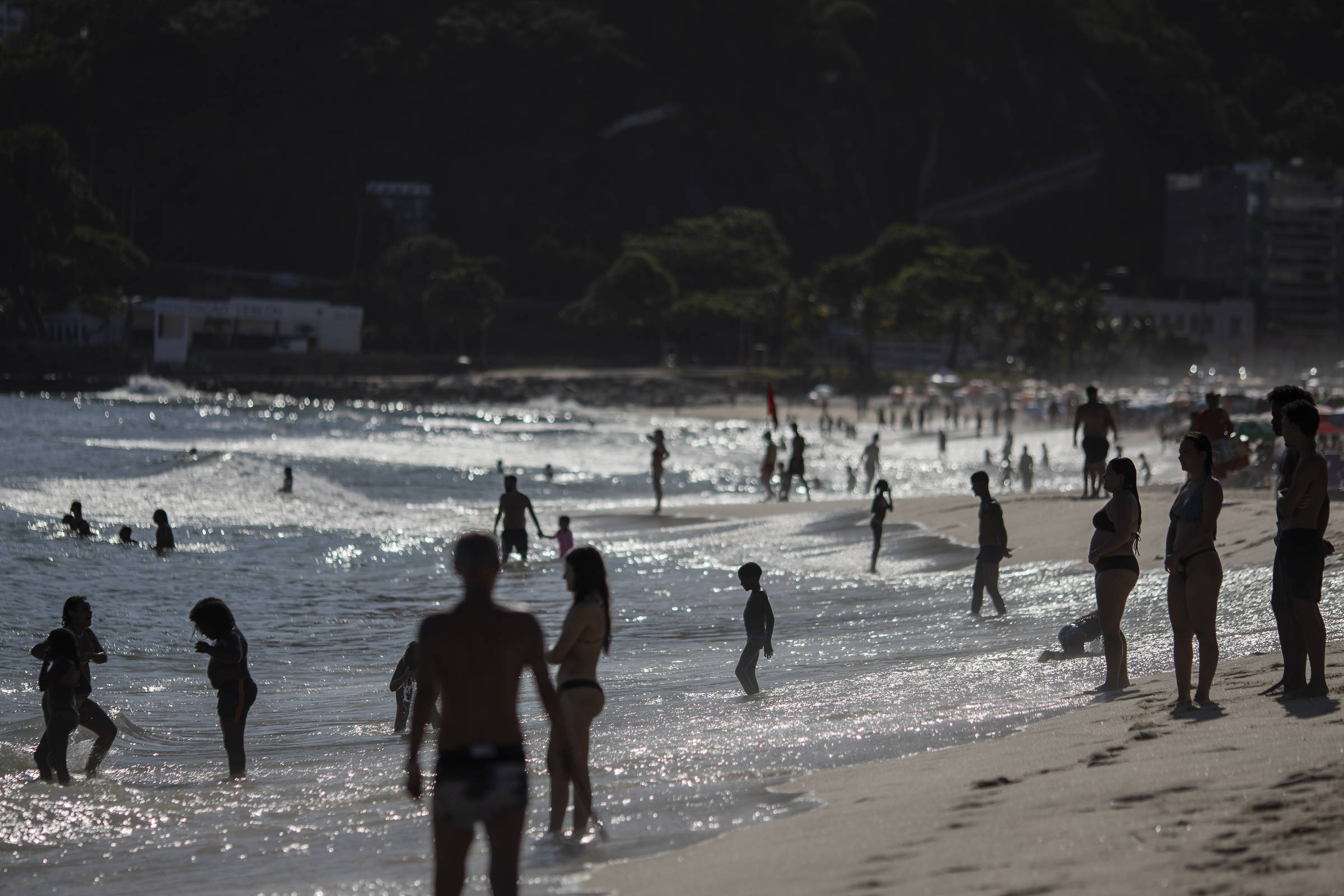 Rio De Janeiro Registra Sensação Térmica De 53,4°C - 11/01/2024 ...