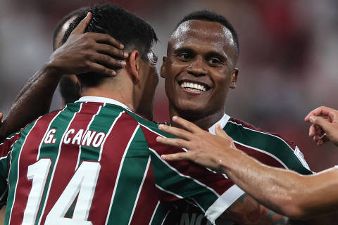 Futebol online. Dezasseis equipas tentam ganhar Taça da Liga de clubes