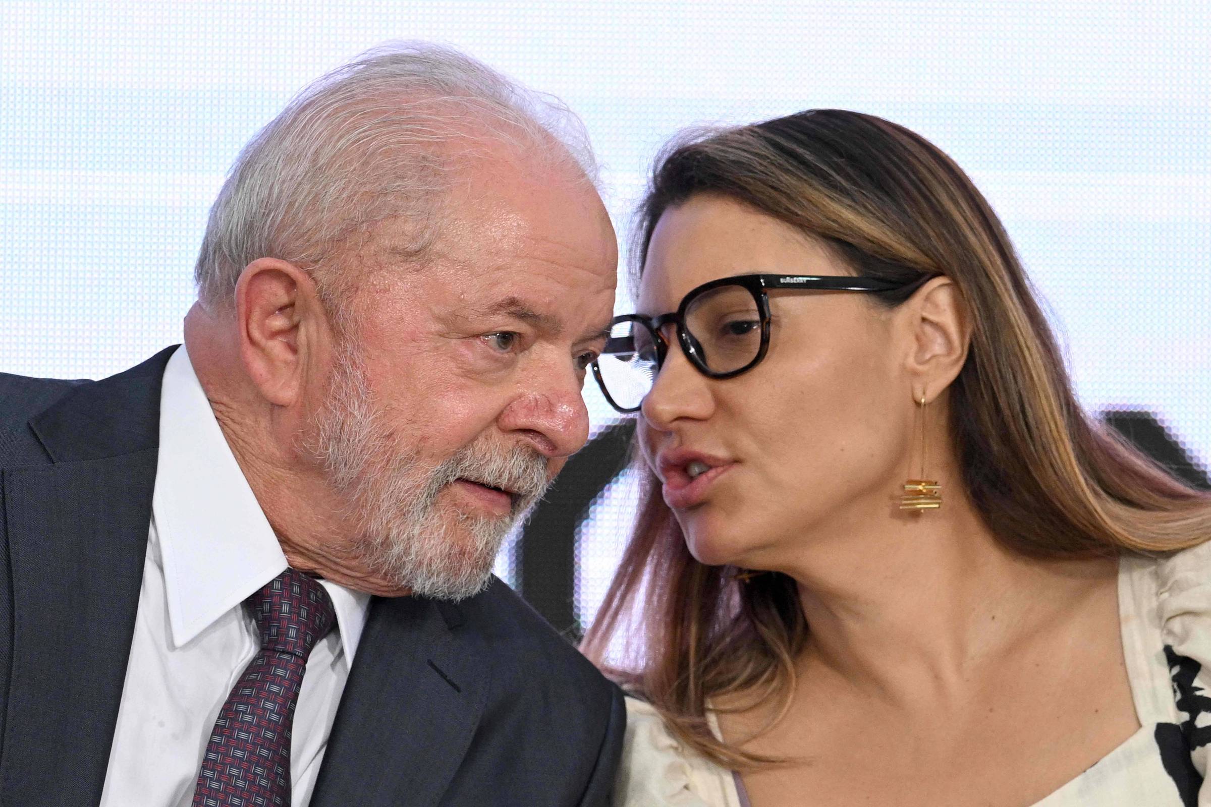 Janja ataca Musk e fala em processo; fiquei puto, diz Lula - 19/12/2023 -  Poder - Folha