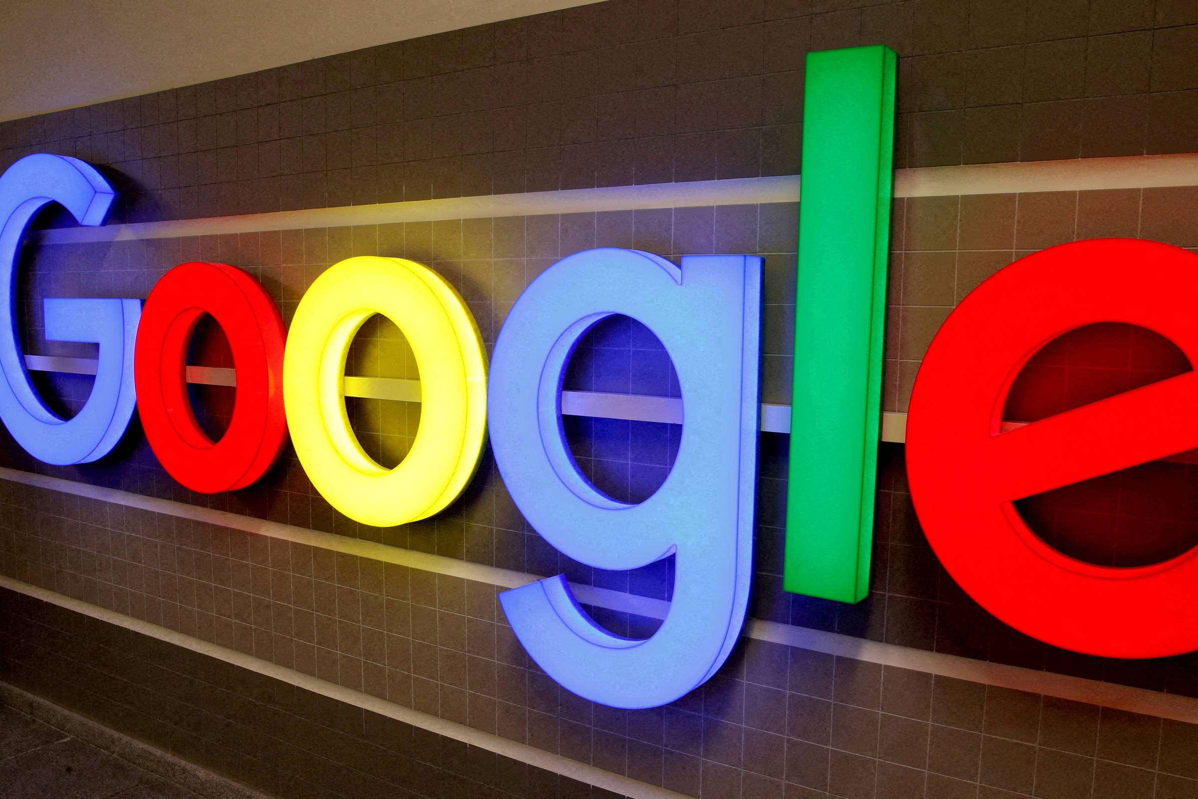 Google will pay US$700 million to US consumers and states for anti-competitive practices