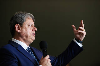 Governador de Sao Paulo,Tarcisio de Freitas, durante coletiva no Palacio dos Baneirantes  apos  sua apresentacao  de resultados de 1 ano de sua gestao