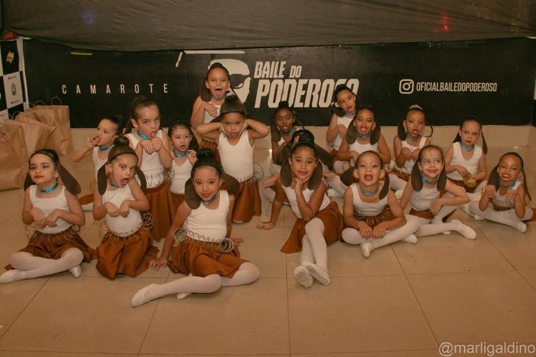 Veja fotos de balé nas escolas de samba de São Paulo