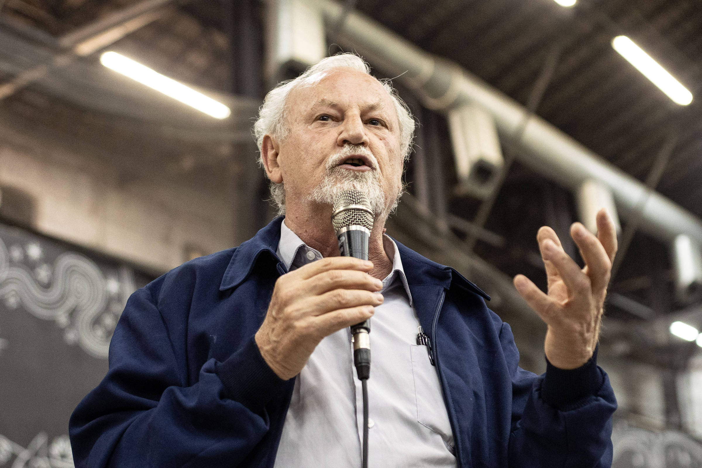 Stedile apoia Rui Falcão em meio a possível candidatura de coordenador do MST para presidir PT