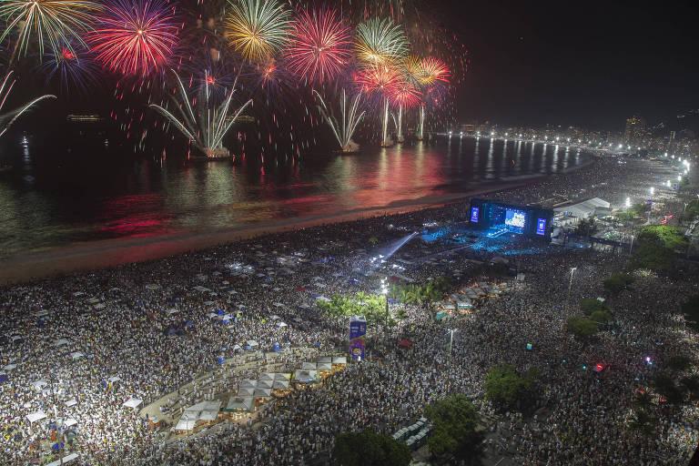 Réveillon em Copacabana terá 12 minutos de fogos, show de drones e homenagem a Rita Lee