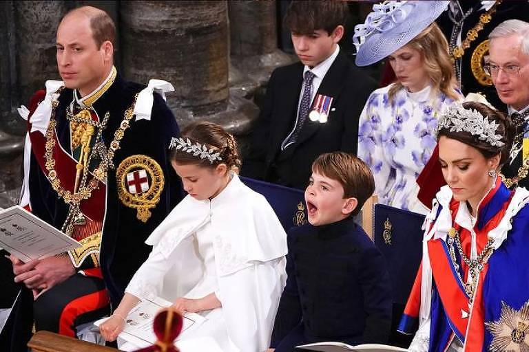 Membros da família real na coroação de Charles, em Londres