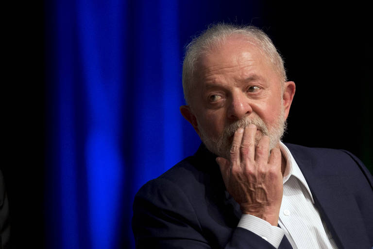 Lula (PT) decretou intervenção federal na segurança pública ainda durante a invasão, e após voltar a Brasília, se reuniu com governadores; disse que a democracia saiu fortalecida e no final de 2023 pregou união e restuaração da paz, após ano marcado por provocações ao bolsonarismo