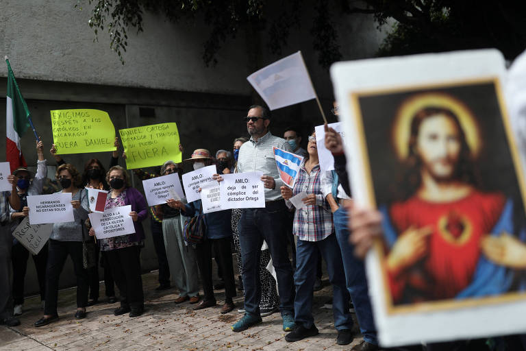 Nicarágua prende mais 2 padres em nova onda de repressão contra clérigos
