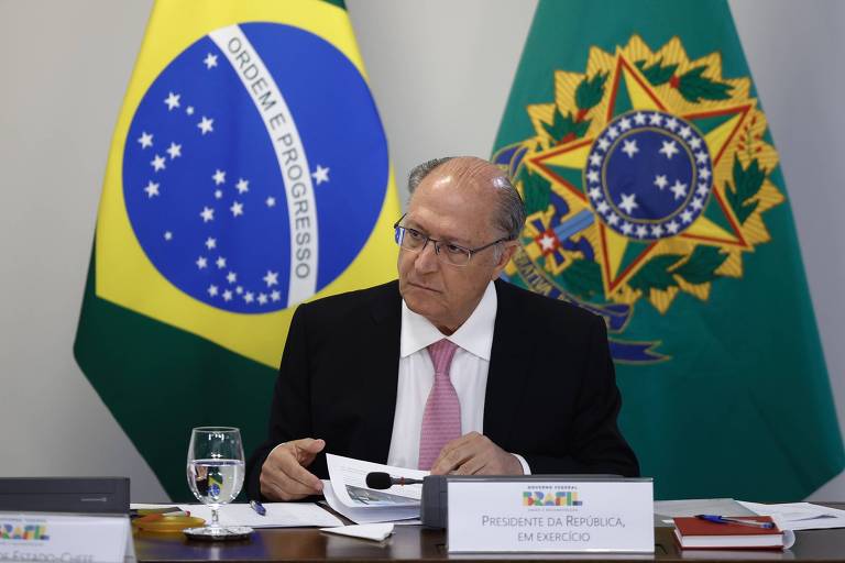 Punição pelo 8/1 tem que ser para 'civil ou militar, não importa', diz Alckmin
