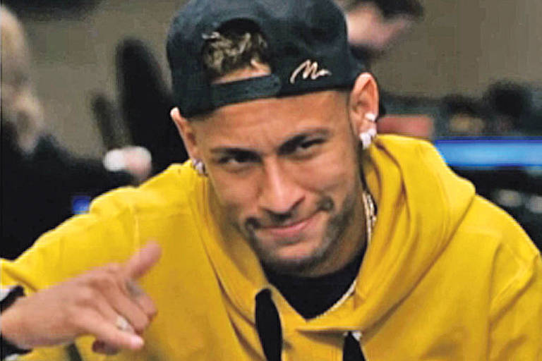 Fiz o que pude, diz Neymar sobre suposta falta de atenção às crianças em cruzeiro