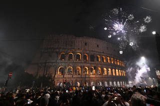 ITALY-ROME-COLOSSEUM-NEW YEAR-FIREWORKS