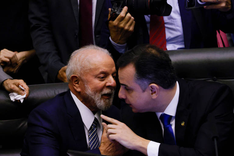 Presidente Lula (PT) ao lado do presidente do Congresso, Rodrigo Pacheco (PSD-MG)