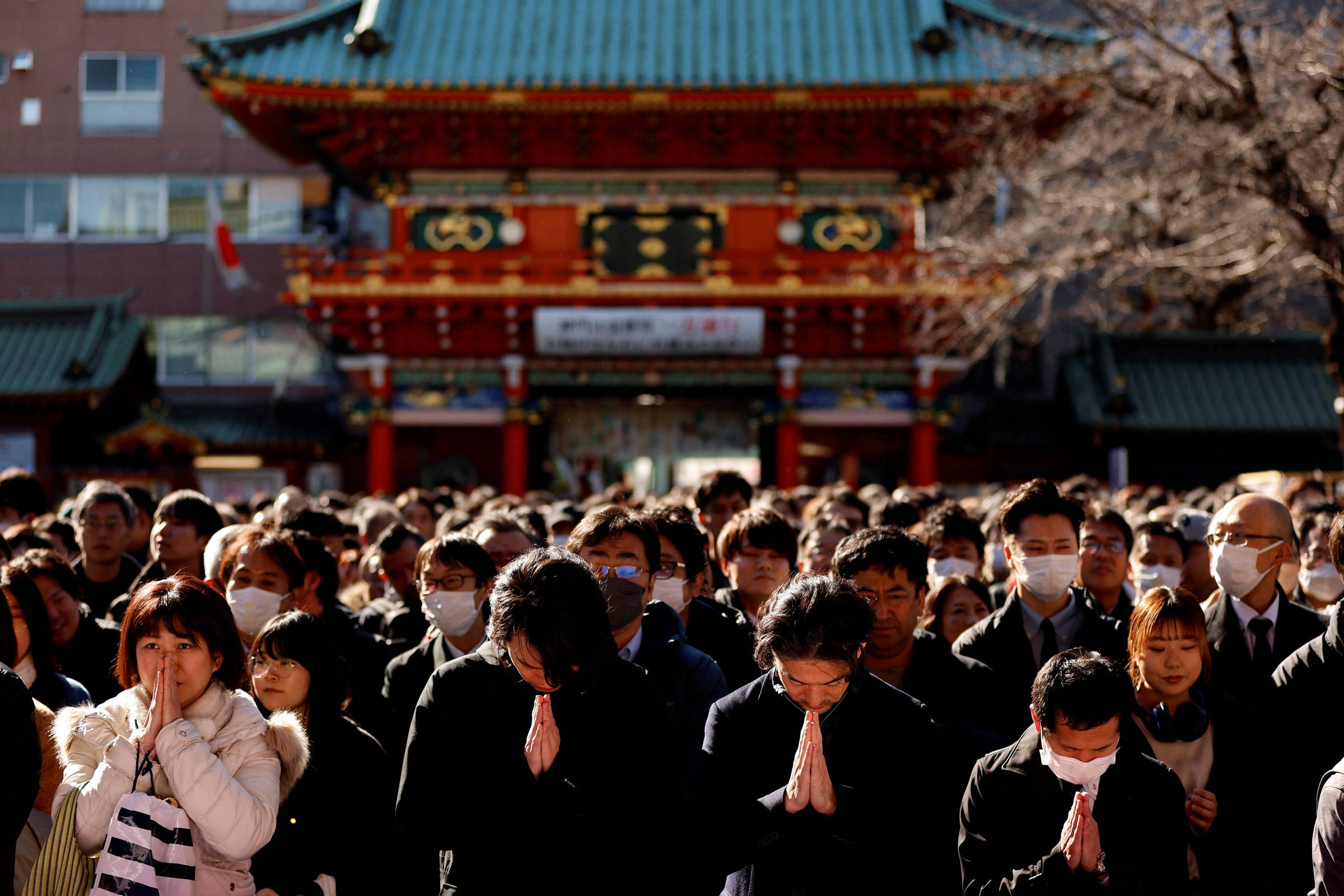 Japoneses Pedem Boa Sorte Em 2024 Em Templo De T Quio Veja Fotos De   1704360177659678f103aee 1704360177 3x2 Rt 