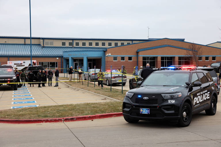 Atirador de 17 anos mata aluno e fere outros 5 em ataque em escola nos EUA