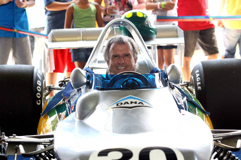 Sao Paulo, SP, 25 de Janeiro de 2007 .O piloto Wilson Fittipaldi Jr dentro do Primeiro Carro de Formula 1 Brasileiro , o FD-01 . Foto : Robson Ventura/ Folha Imagem