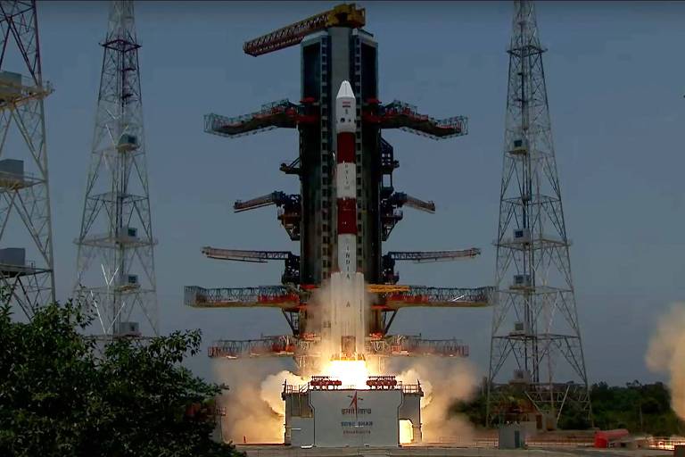Sonda indiana alcança com sucesso a órbita do Sol
