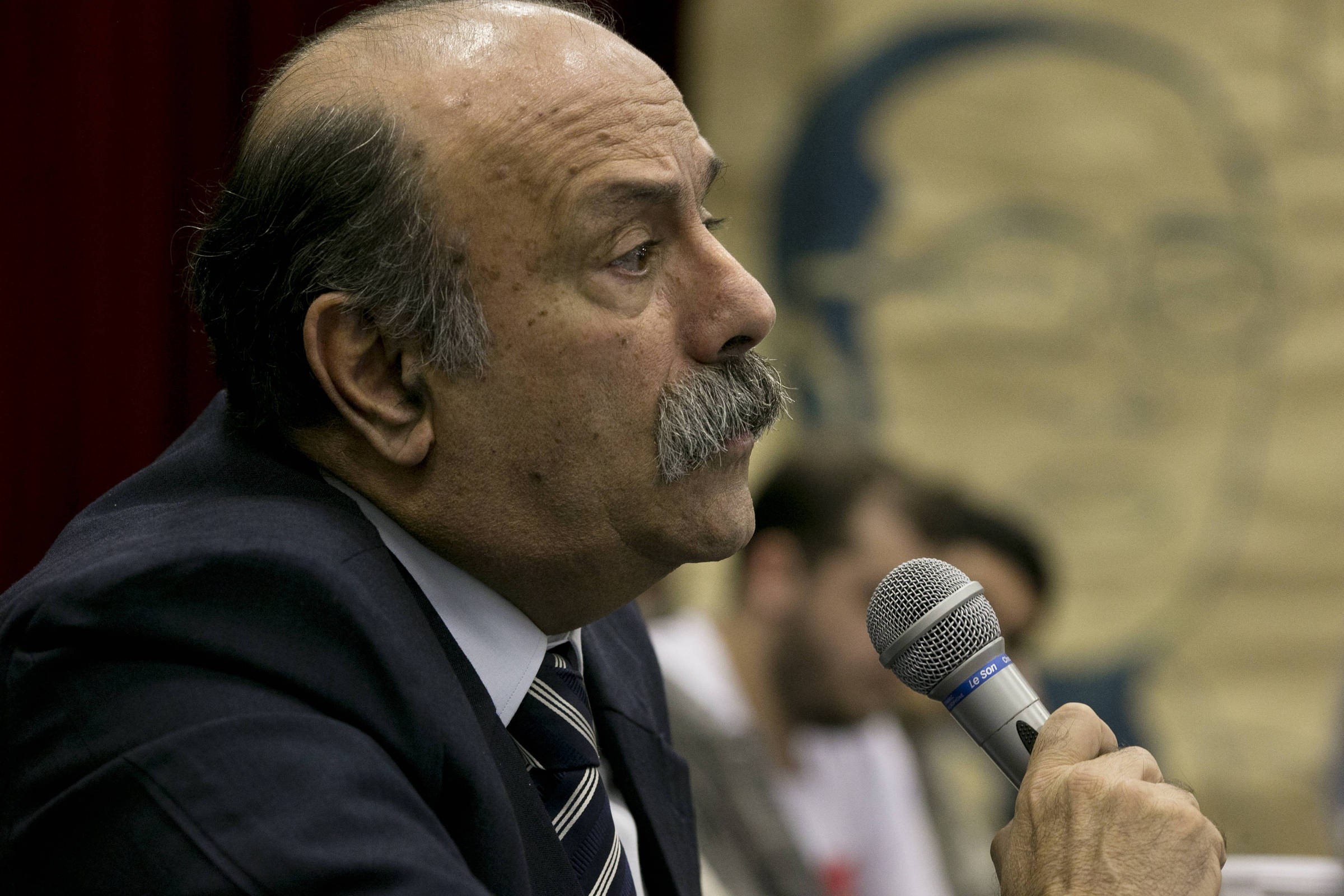 Advogado de padre Júlio diz que tomará medidas jurídicas se limites forem ultrapassados