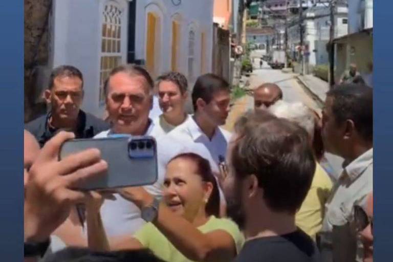 O ex-presidente Jair Bolsonaro durante inauguração de sede do PL em Angra dos Reis