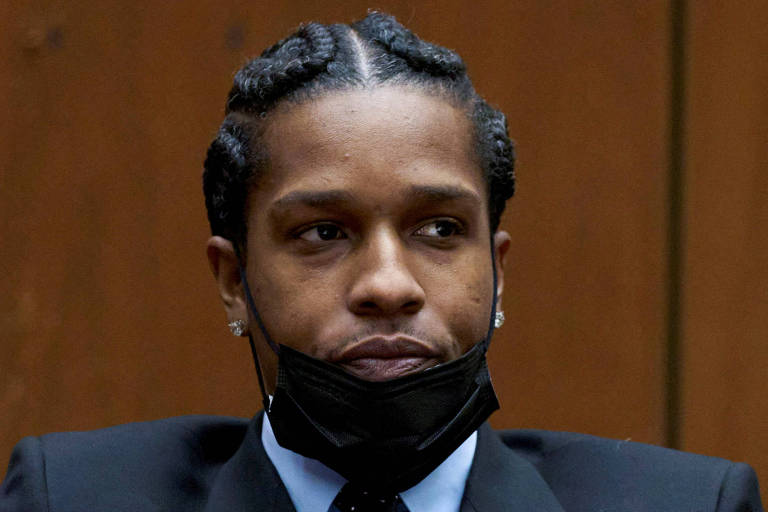 A$AP Rocky, marido de Rihanna, se diz inocente no caso sobre tiro contra amigo