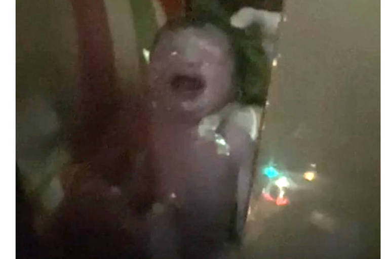 Bebê nasce dentro de carro de aplicativo em Belém (PA); veja vídeo