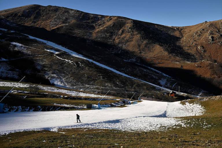 Crise climática está provocando uma queda acentuada nos níveis de neve, revela estudo