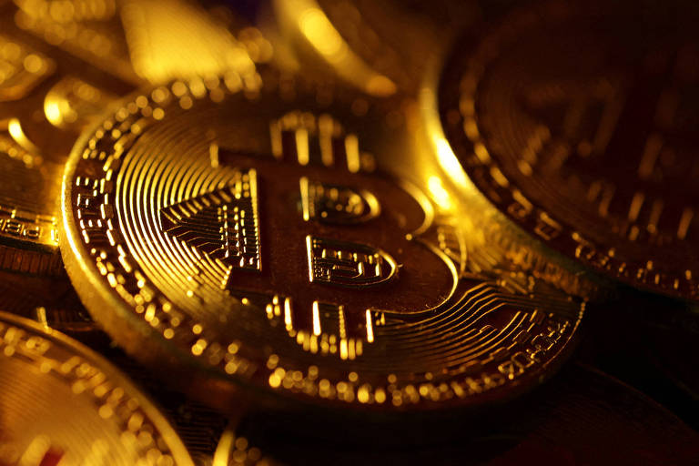 Regulador do mercado de capitais dos EUA aprova 11 ETFs de bitcoin