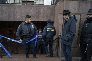 Inspectors of the NYC Department of Buildings at the global headquarters of the Chabad-Lubavitcher movement in New York, on Tuesday, Jan. 9, 2024. (Jonah Markowitz/The New York Times)