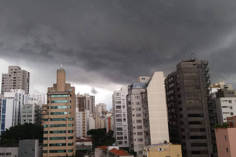 São Paulo, 12.01.2024, Vista do bairro Santa Cecília, no centro de São Paulo, antes da chuva do início da tarde desta sexta (12)
( Foto:Felipe Bächtold/Folhapress )
