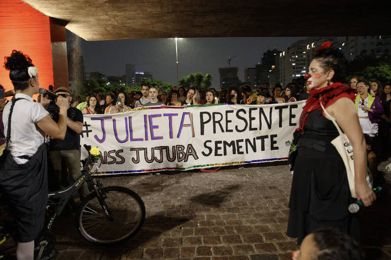 Homenagens a Julieta Hernández pedem fim da violência contra a mulher