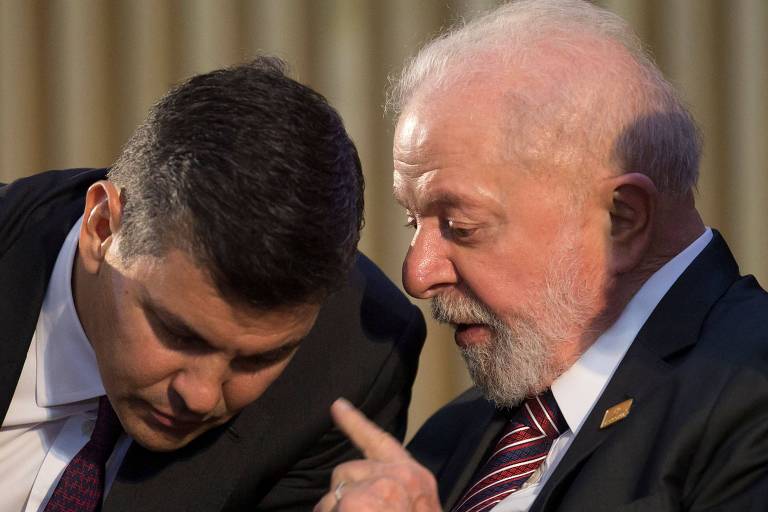 Lula deu bronca em equipe após reunião com Paraguai sobre Itaipu