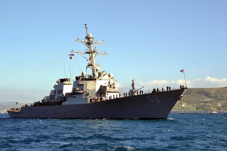 Rebeldes do Iêmen declaram guerra a navios dos EUA