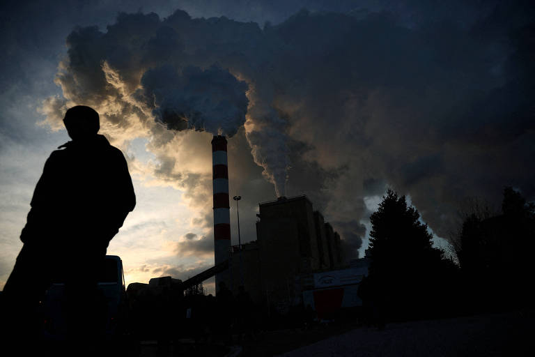Polônia planeja estabelecer data para acabar com uso de carvão para produção de energia