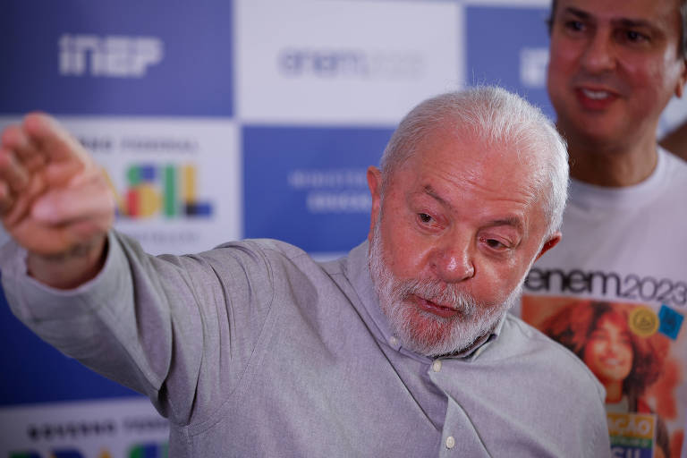 Lula sanciona lei que cria bolsa para manter estudantes no ensino médio