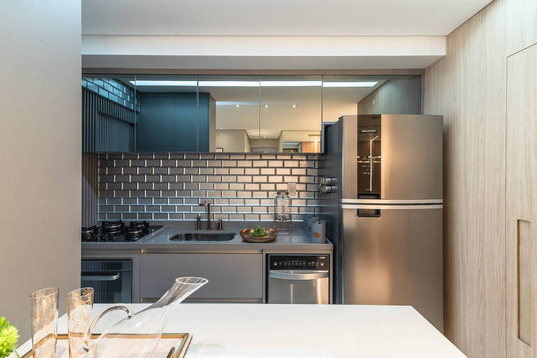 9 ideias para aproveitar bem o espaço em uma cozinha pequena
