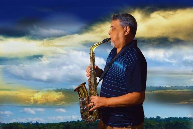 Morre Teixeira de Manaus, saxofonista que vendeu mais que Roberto Carlos no AM