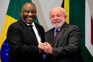 Brazil's President Lula meets South Africa's President Ramaphosa in Paris