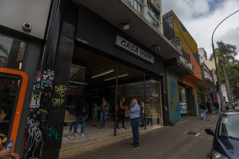 Fachada da Casa Tody, tradicional loja de calçados de SP