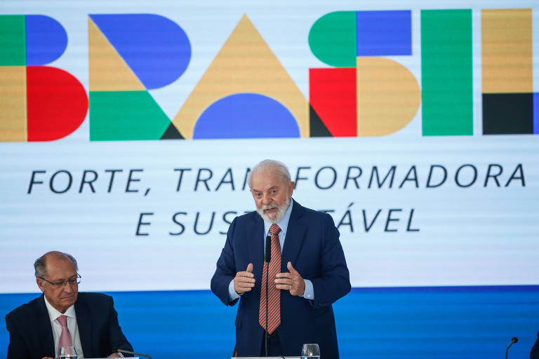 O presidente Lula (PT) participa de Reunião do Conselho Nacional do Desenvolvimento Industrial, em Brasília