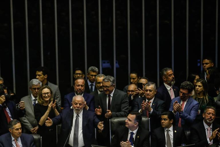 Câmara volta do recesso com ameaça de travar agenda do governo Lula