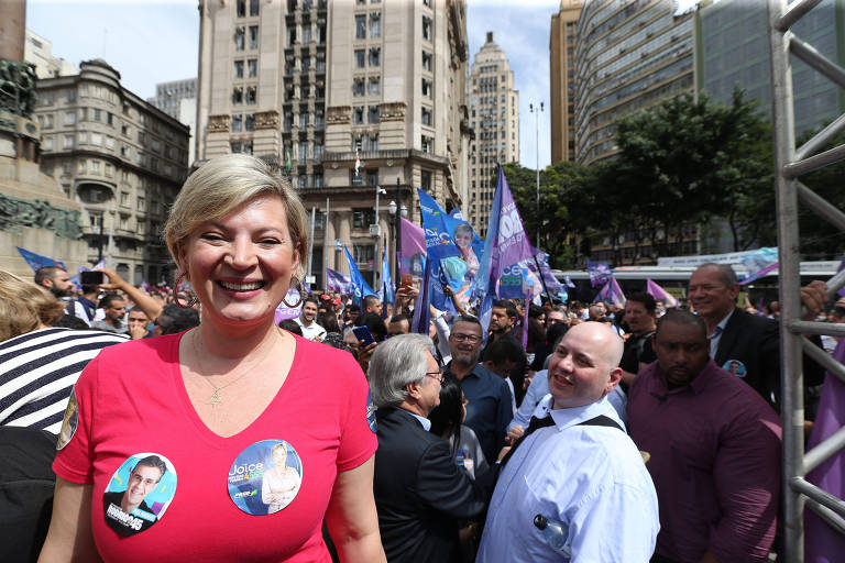 A ex-deputada Joice Hasselmann, que deixou de ser apoiadora para virar desafeto dos Bolsonaros, teria sido outra autoridade monitorada ilegalmente