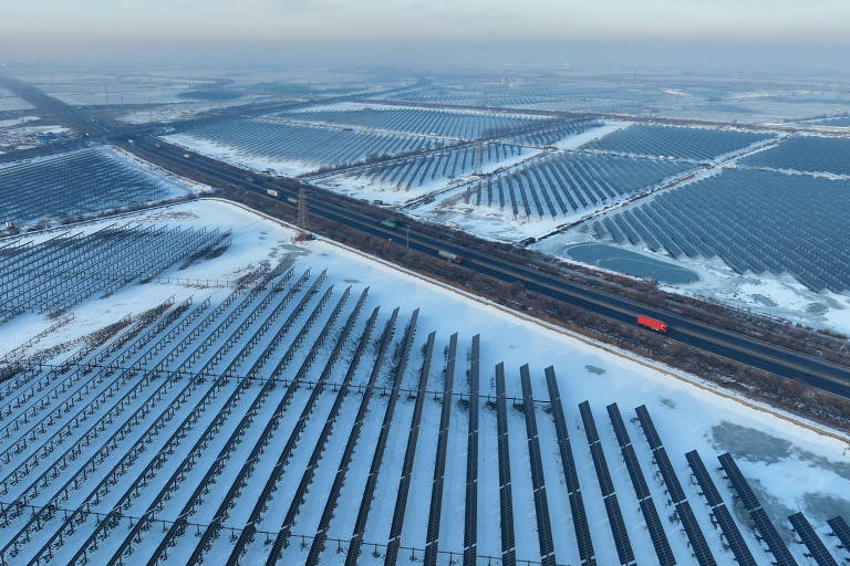 China instala mais painéis solares em 2023 que os EUA em sua história