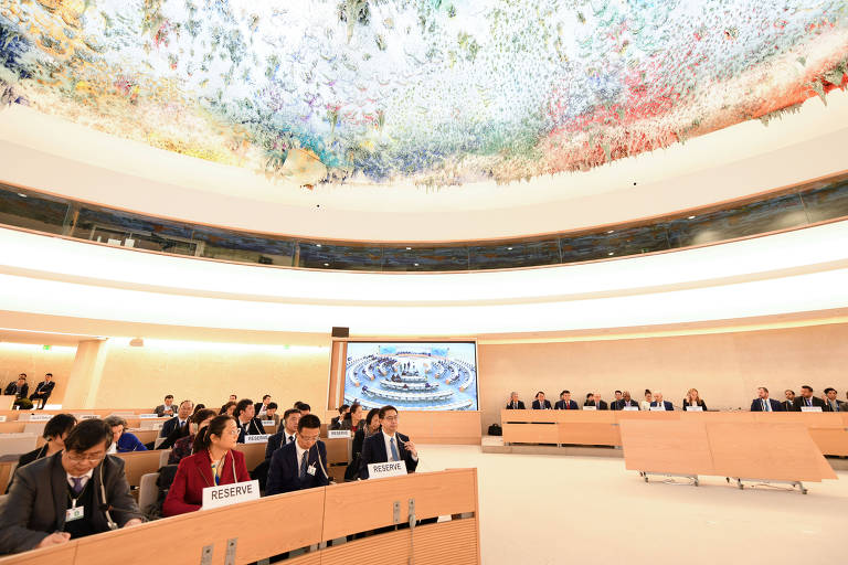 China é questionada sobre direitos humanos até por aliados na ONU